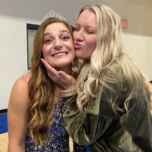 Meet your Posher, Reese